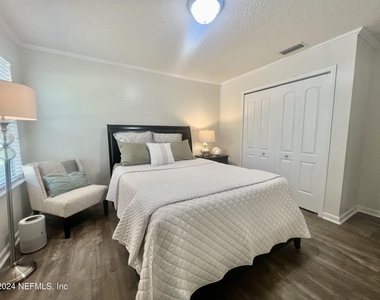 3974 White Pelican Way - Photo Thumbnail 10