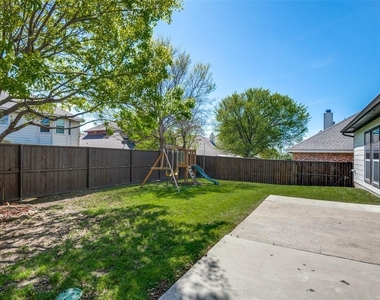 7801 Riverwalk Trail - Photo Thumbnail 22