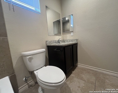 6414 Marcel Way - Photo Thumbnail 27