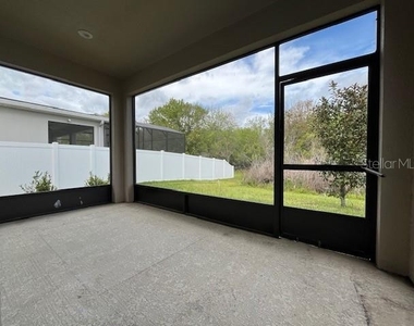 4303 Seven Canyons Drive - Photo Thumbnail 14