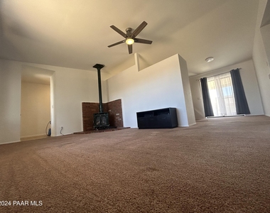 4035 N Kearny Drive - Photo Thumbnail 10