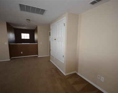 9832 Heron Pointe Drive - Photo Thumbnail 31