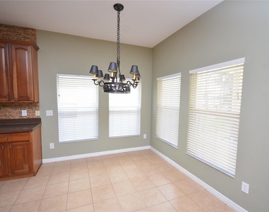 9832 Heron Pointe Drive - Photo Thumbnail 9