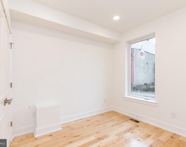 4100 Ludlow St - Photo Thumbnail 3