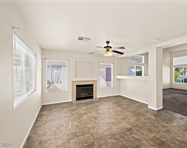 4305 Sunrise Shores Avenue - Photo Thumbnail 5