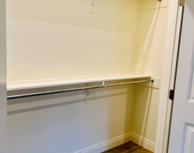 2515 Barbara St. 3 - Photo Thumbnail 5