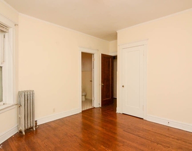 2823 W. Logan Boulevard, Unit 6 - Photo Thumbnail 12