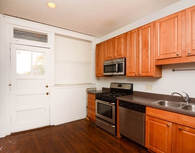 2823 W. Logan Boulevard, Unit 6 - Photo Thumbnail 1