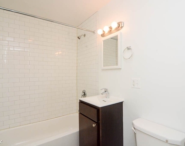 2936 W. Palmer, Unit C502 - Photo Thumbnail 15