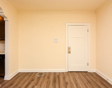 2936 W. Palmer, Unit A502 - Photo Thumbnail 9