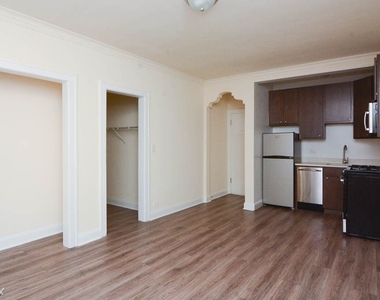 2936 W. Palmer, Unit C302 - Photo Thumbnail 11