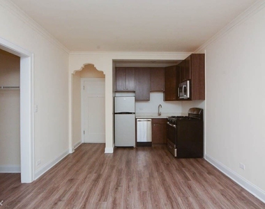 2936 W. Palmer, Unit C302 - Photo Thumbnail 10