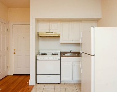 2737 N. Spaulding, Unit A702 - Photo Thumbnail 2