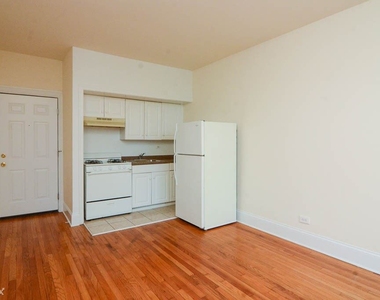 2737 N. Spaulding, Unit A702 - Photo Thumbnail 9