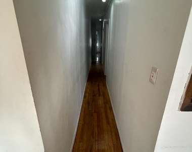 451 West 46th Street - Photo Thumbnail 13