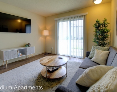 2999 Woodway Dr Sw - Photo Thumbnail 1