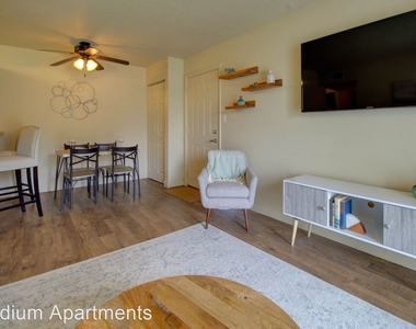 2999 Woodway Dr Sw - Photo Thumbnail 9