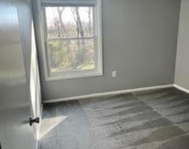 3809 Swann Rd - Photo Thumbnail 4