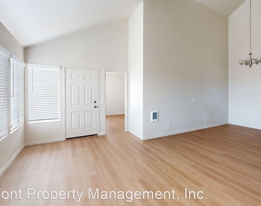 1202 Donax Avenue Unit 12 - Photo Thumbnail 2