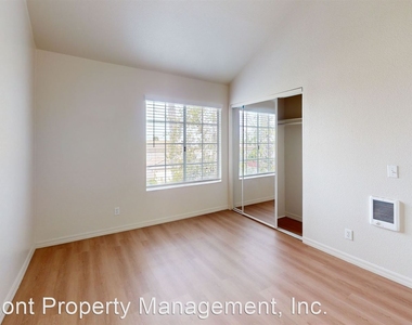 1202 Donax Avenue Unit 12 - Photo Thumbnail 10