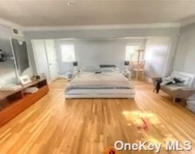 266 Thompson Avenue - Photo Thumbnail 24