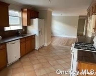 342 E Harrison Street - Photo Thumbnail 2