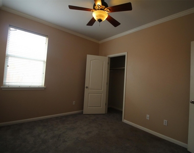 1706 Wood Vista Pl - Photo Thumbnail 30