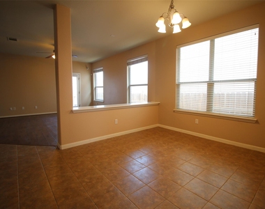 1706 Wood Vista Pl - Photo Thumbnail 16