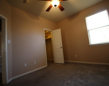 1706 Wood Vista Pl - Photo Thumbnail 28