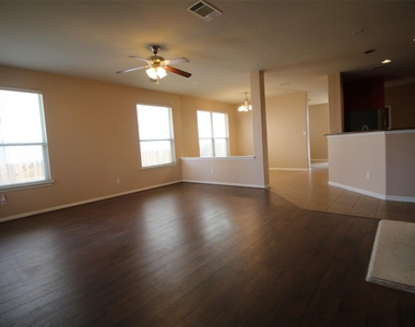 1706 Wood Vista Pl - Photo Thumbnail 7