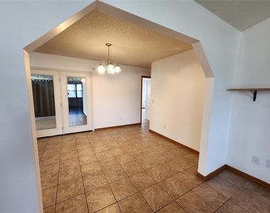 5960 Se 42nd Avenue - Photo Thumbnail 25