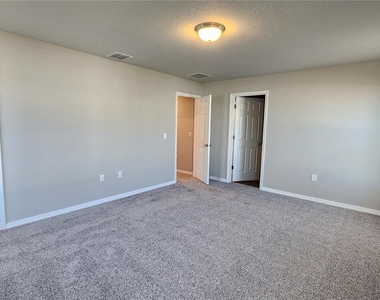 797 Legacy Drive - Photo Thumbnail 45