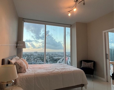 1040 Biscayne Blvd - Photo Thumbnail 8