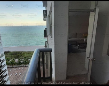 6039 Collins Ave - Photo Thumbnail 14