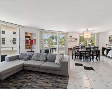 5151 Collins Ave - Photo Thumbnail 0