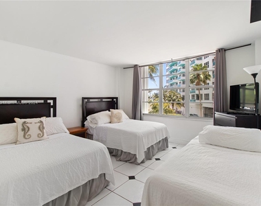 5151 Collins Ave - Photo Thumbnail 5