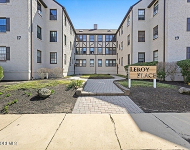 17 Leroy Place - Photo Thumbnail 1