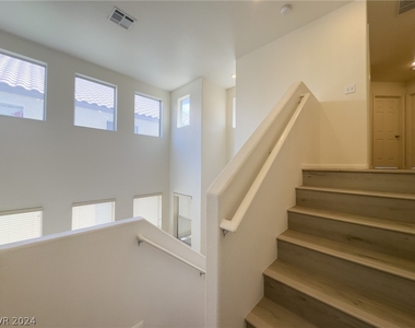 9456 Grandview Spring Avenue - Photo Thumbnail 17