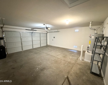 12526 W Coldwater Springs Boulevard - Photo Thumbnail 18