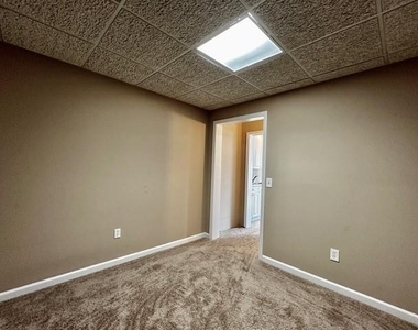 210 Mincey Way - Photo Thumbnail 25