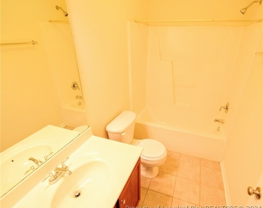 6964 Saint Julian Way - Photo Thumbnail 23