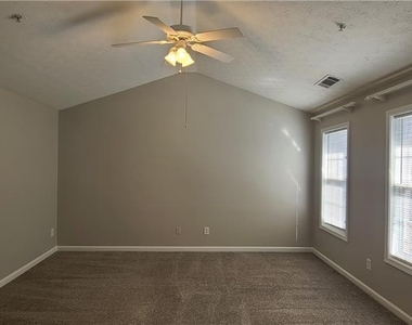 2602 Avery Park Circle - Photo Thumbnail 10