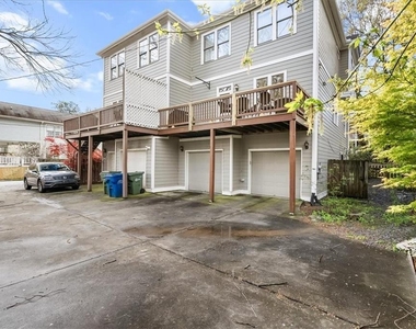 1046 Wylie Street Se - Photo Thumbnail 22