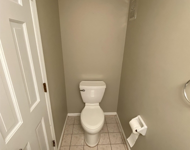 3752 Mundon Way - Photo Thumbnail 21