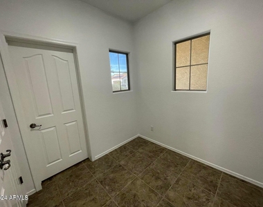 15589 W Campbell Avenue - Photo Thumbnail 14