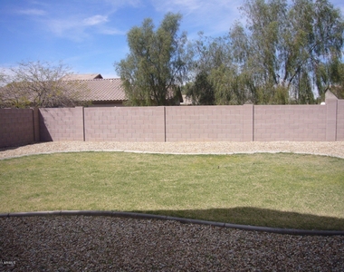 15602 W Gross Avenue - Photo Thumbnail 8