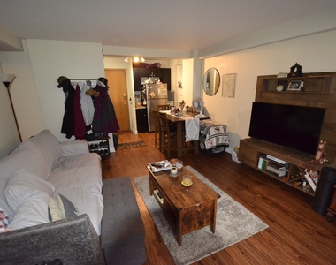 4180 N Marine Drive - Photo Thumbnail 6