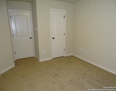 6410 Marcel Way - Photo Thumbnail 27