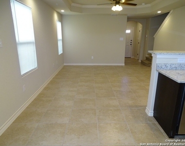 6410 Marcel Way - Photo Thumbnail 5