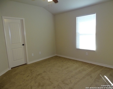 6410 Marcel Way - Photo Thumbnail 17